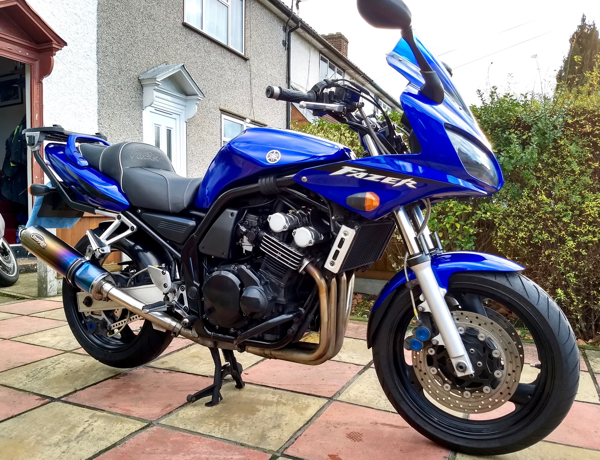 [Image: Yamaha%20FZS600%202003%20-%201.jpg]