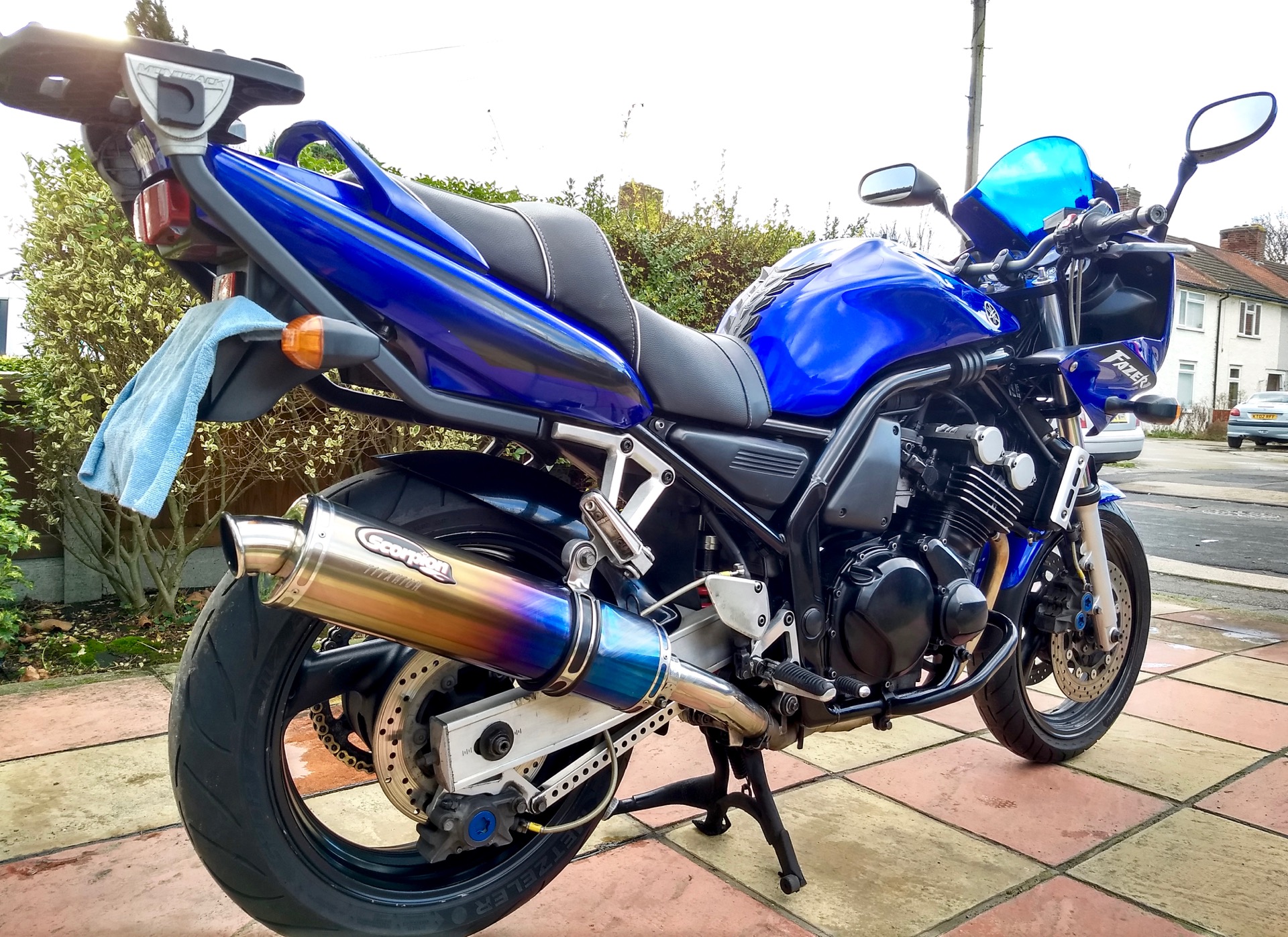 [Image: Yamaha%20FZS600%202003%20-%203.jpg]
